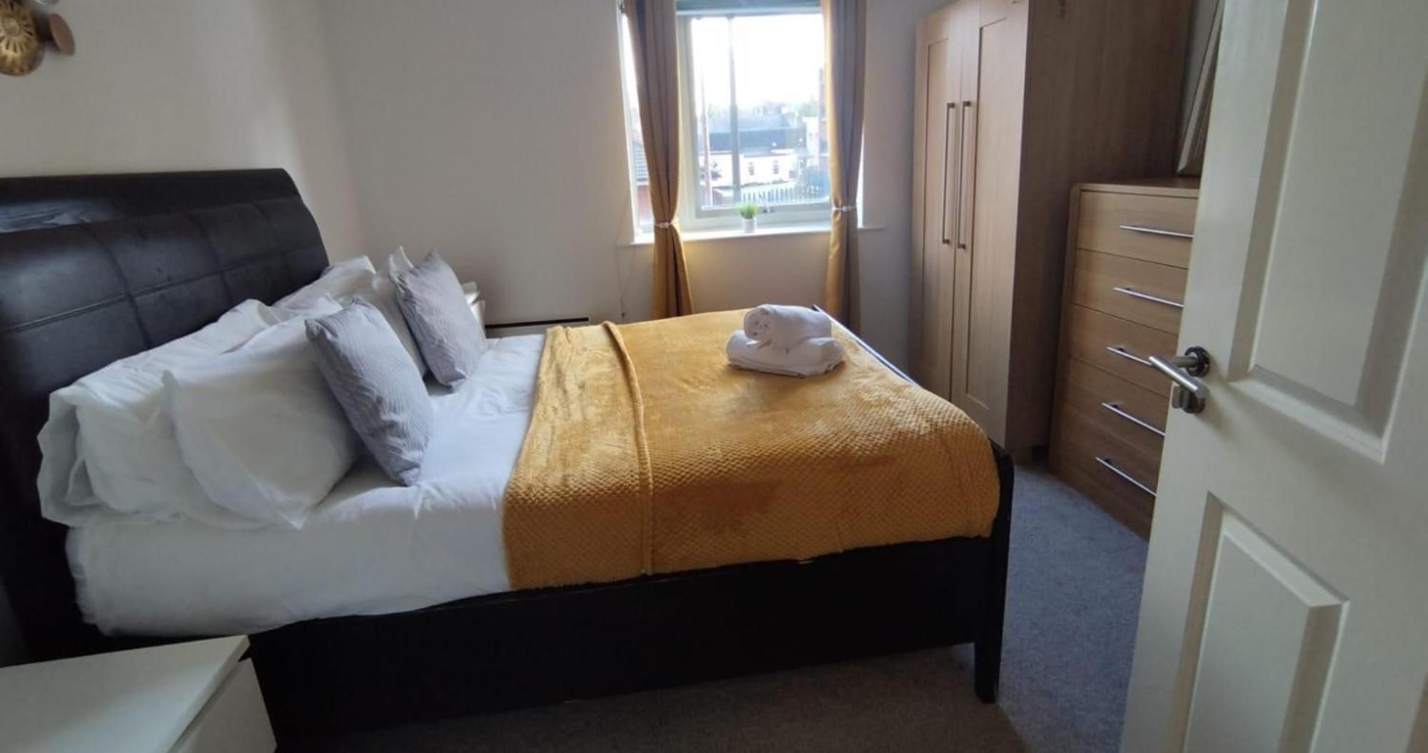 Business & Leisure City Centre 2 Bed En-Suite Apartment With Free Parking And Netflix Coventry Ngoại thất bức ảnh