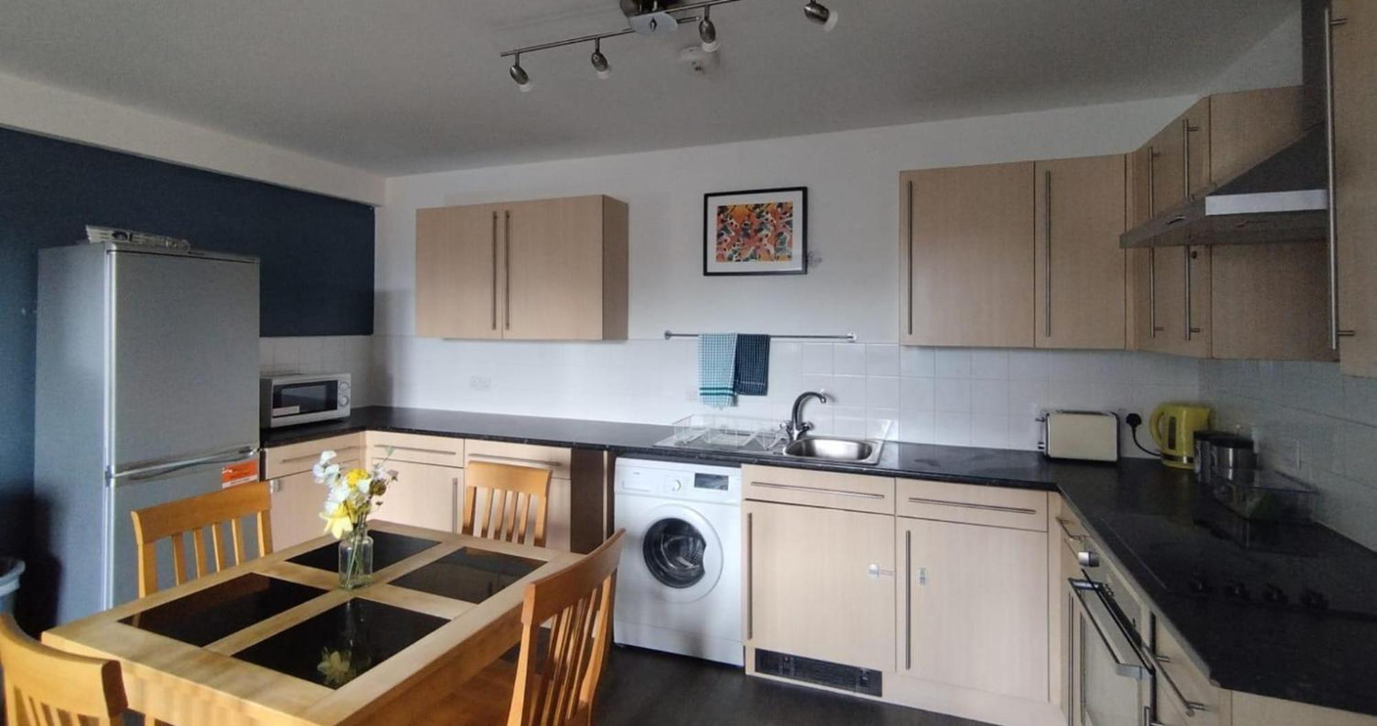 Business & Leisure City Centre 2 Bed En-Suite Apartment With Free Parking And Netflix Coventry Ngoại thất bức ảnh