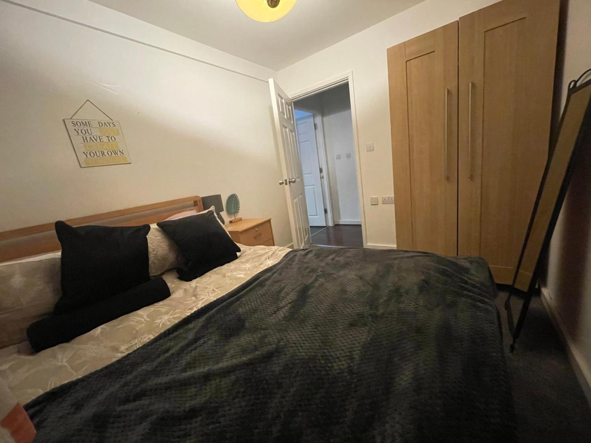 Business & Leisure City Centre 2 Bed En-Suite Apartment With Free Parking And Netflix Coventry Ngoại thất bức ảnh