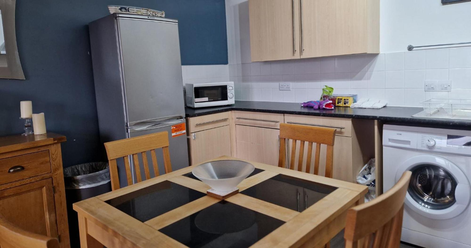 Business & Leisure City Centre 2 Bed En-Suite Apartment With Free Parking And Netflix Coventry Ngoại thất bức ảnh
