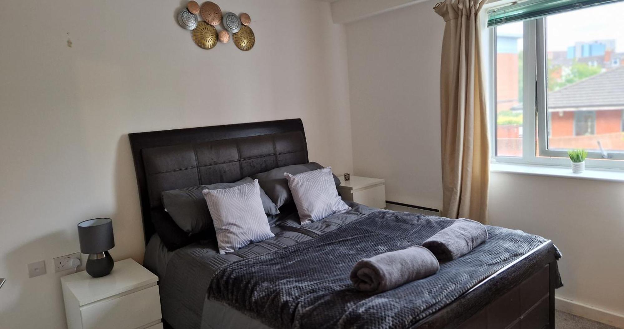 Business & Leisure City Centre 2 Bed En-Suite Apartment With Free Parking And Netflix Coventry Ngoại thất bức ảnh