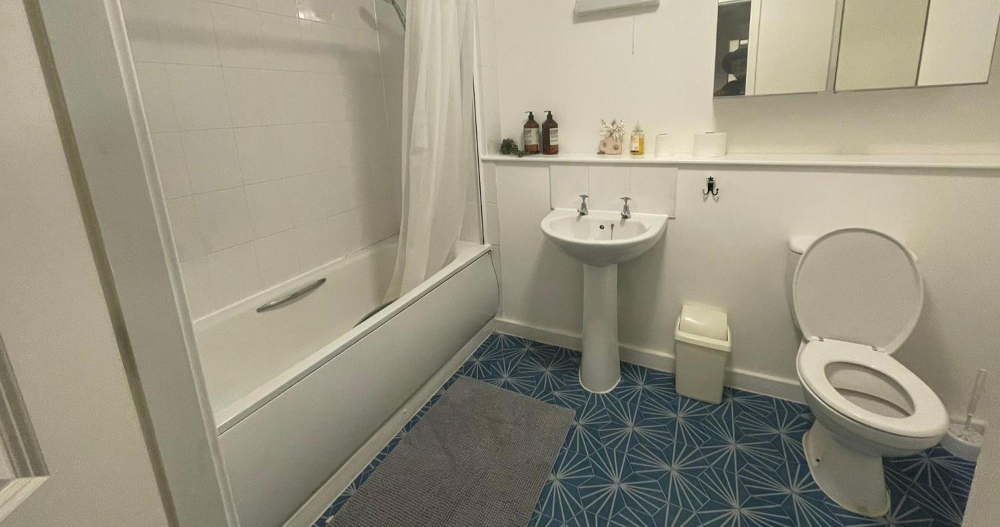 Business & Leisure City Centre 2 Bed En-Suite Apartment With Free Parking And Netflix Coventry Ngoại thất bức ảnh